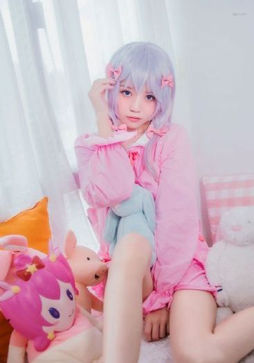 异世界迷宫里的后宫生活完整版_720手机免费观看完整