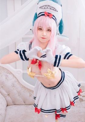 樱桃嘴与大鼻子_1080电影完整版在线观看